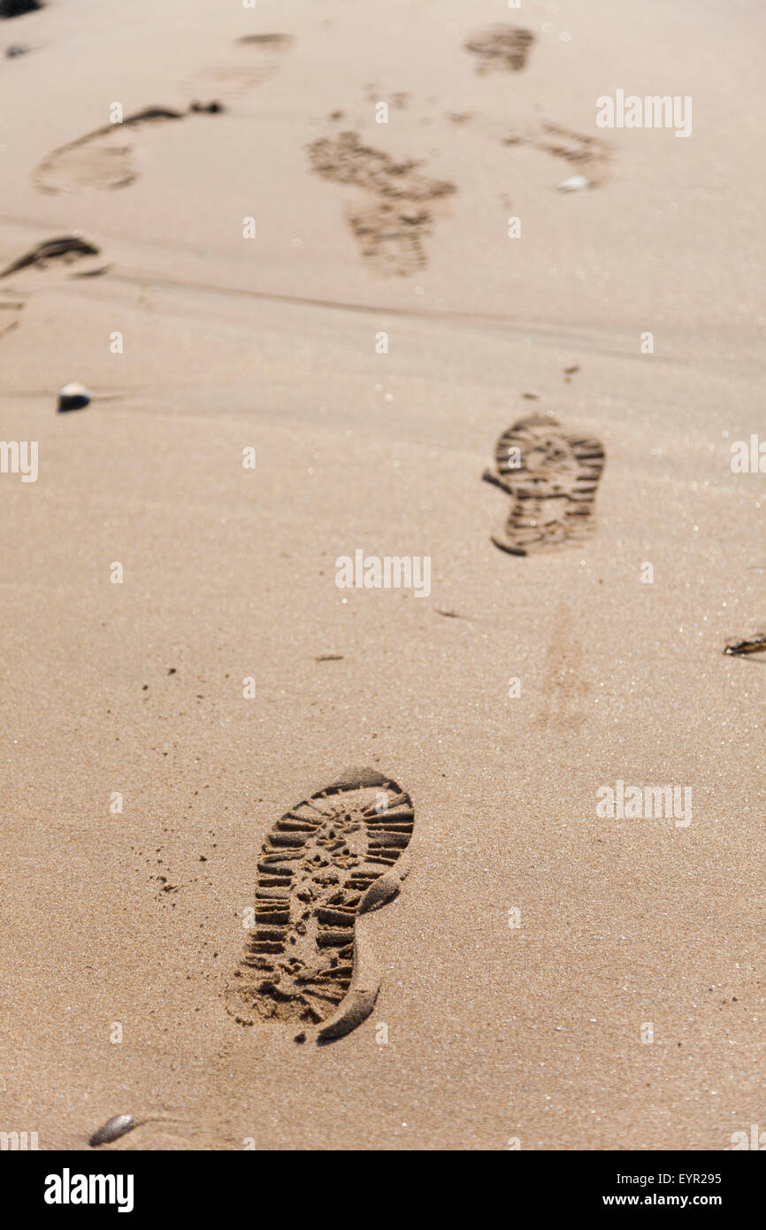 Wanderschuhe auf sand -Fotos und -Bildmaterial in hoher Auflösung – Alamy