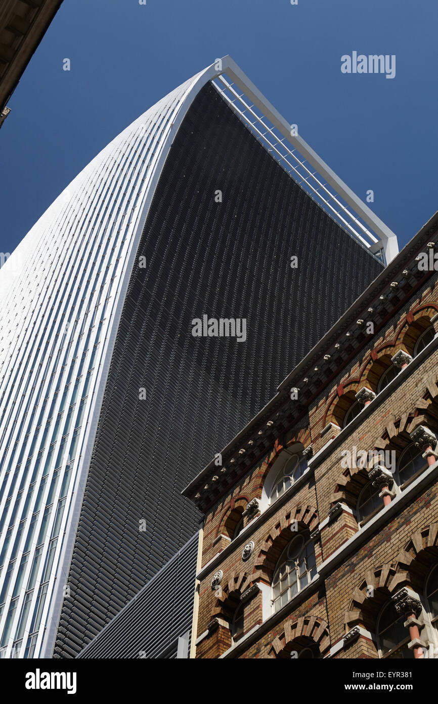 Das Walkie-Talkie Gebäude (20 Fenchurch Street) von Philpot Lane Stockfoto