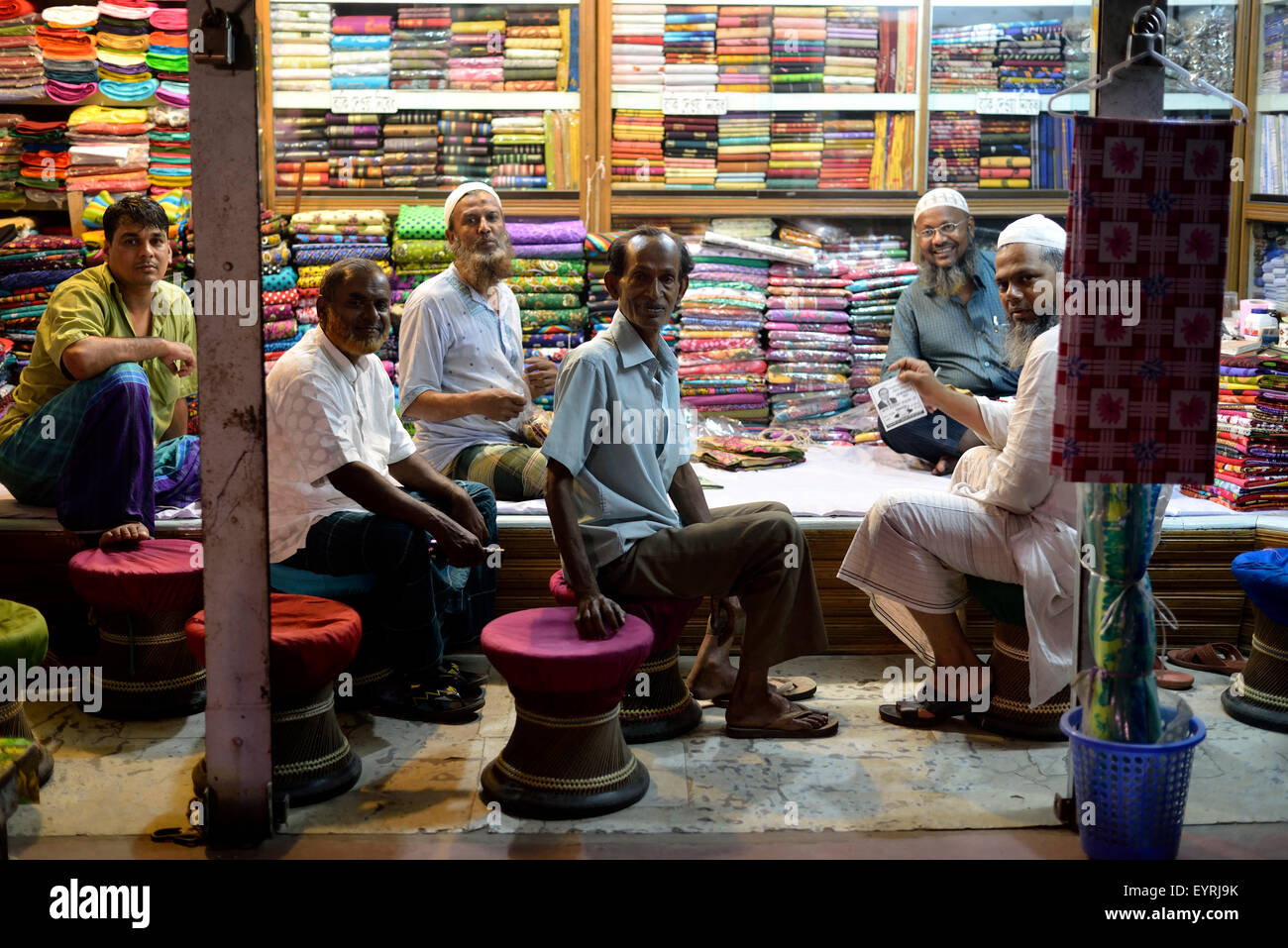 Tuchhändler in Munshiganshi, Bangladesch, Asien Stockfoto