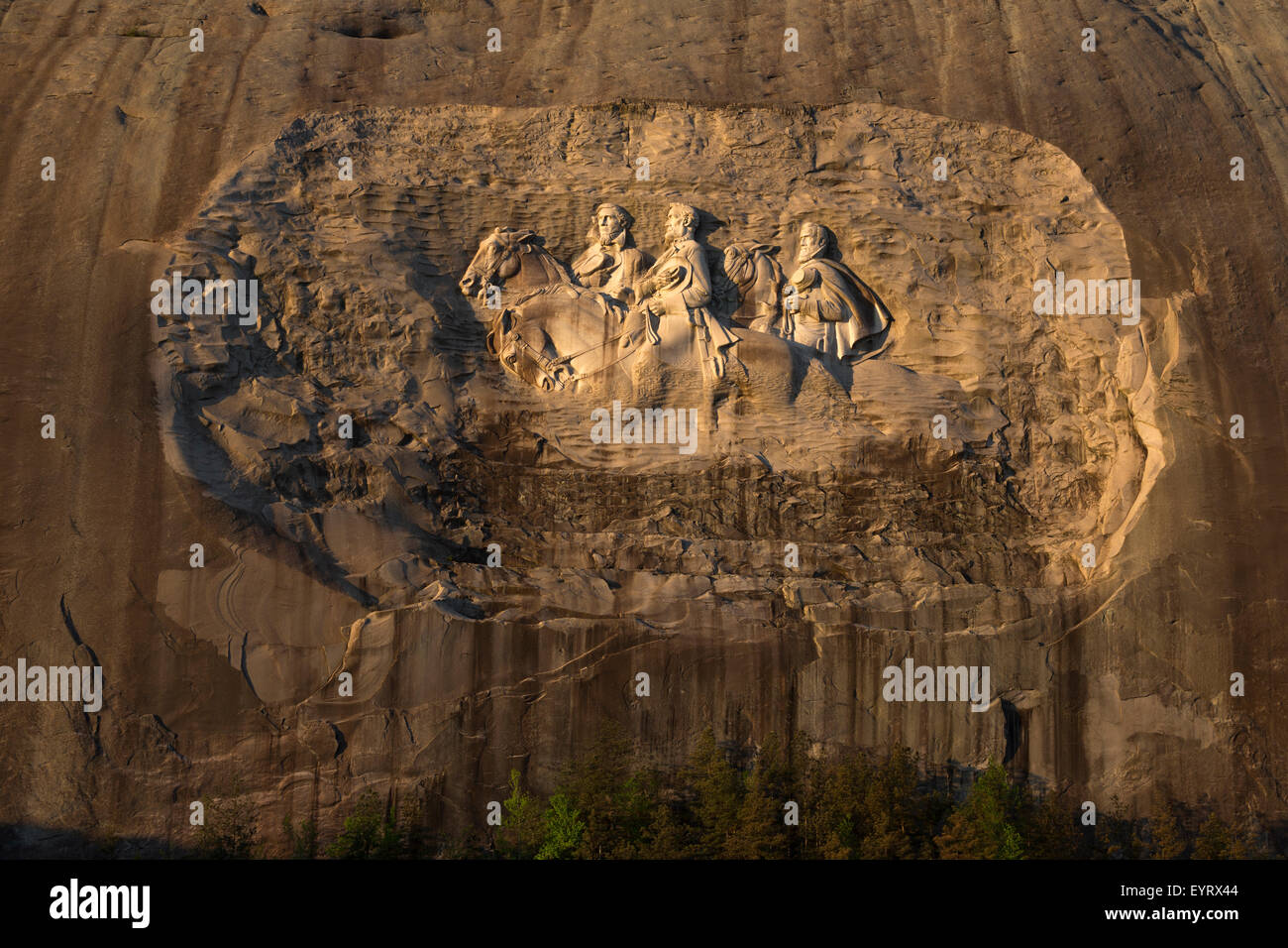 BAS RELIEFSCHNITZEN DER KONFÖDERIERTEN AMERIKANISCHER BÜRGERKRIEG FÜHRER STONE MOUNTAIN STAATSPARK DEKALB COUNTY GEORGIA USA Stockfoto