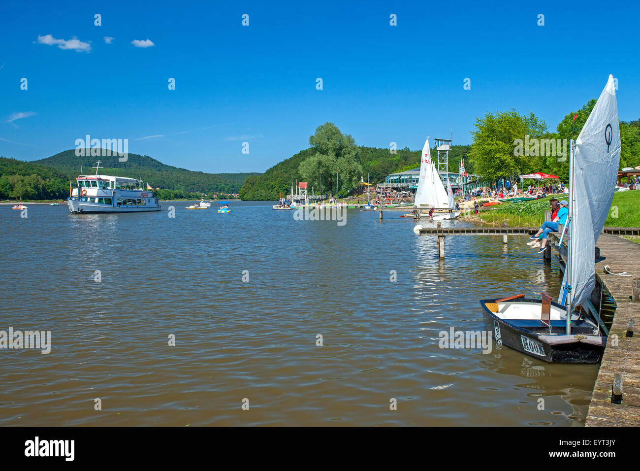 Deutschland, Ost-Westfalen-Lippe, Schieder See, Urlaub Schiff Stockfoto