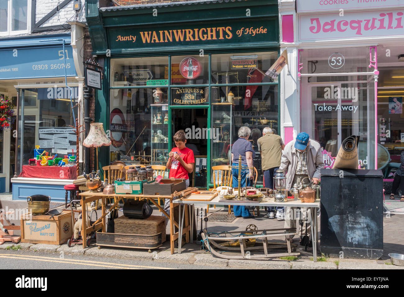 Antiquitäten und Sammlerstücken BricaBrac Junk-e-Shop High Street Hythe Kent UK Stockfoto