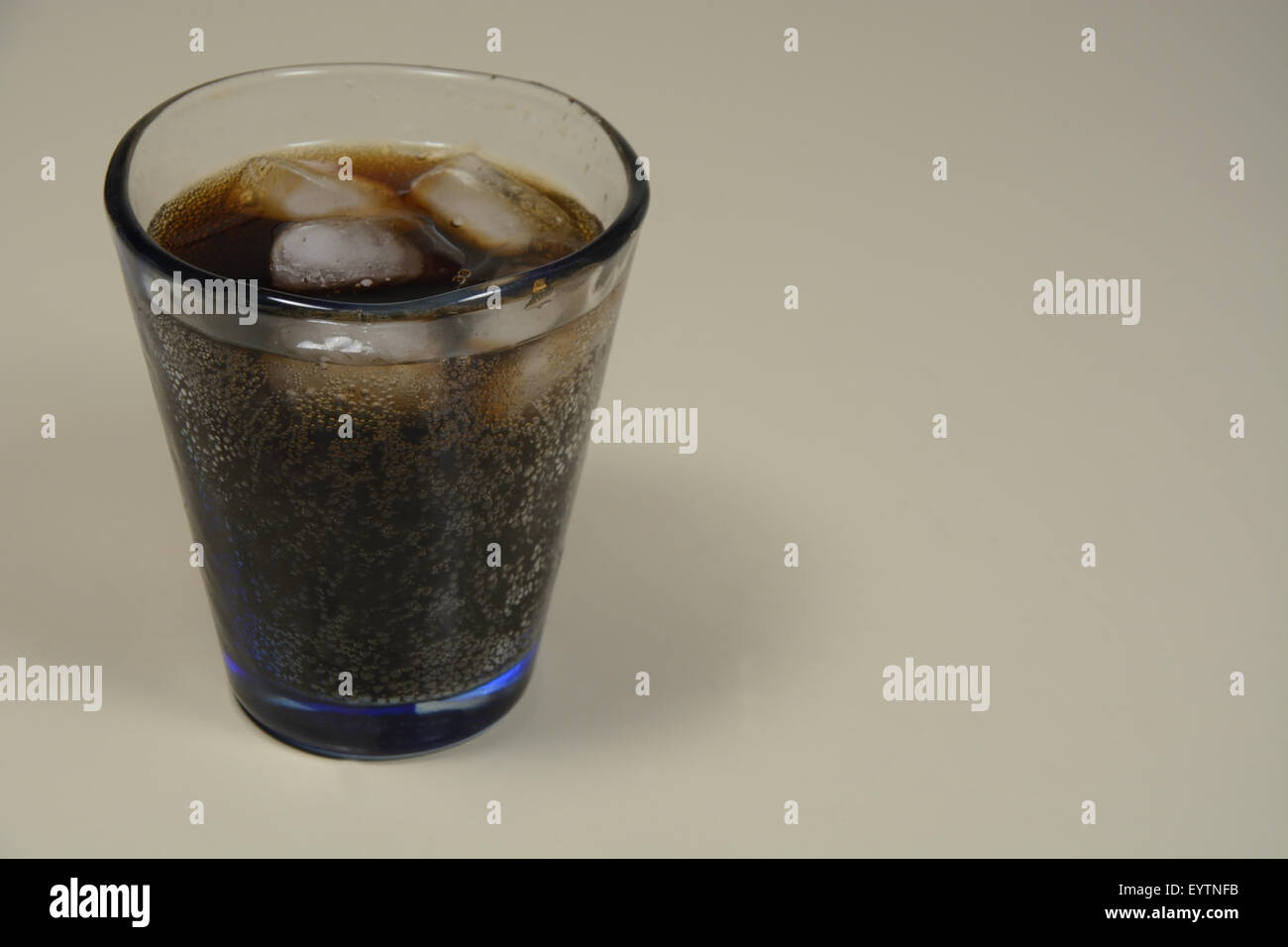 Glas Cola Limonade Stockfoto