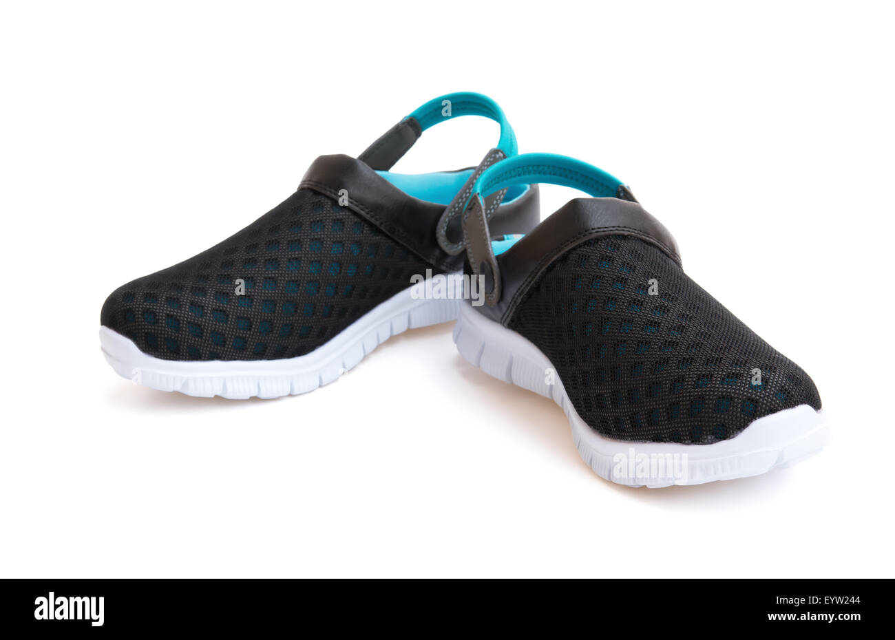 paar schwarze Schuhe auf weißem Hintergrund mit Beschneidungspfad Stockfoto