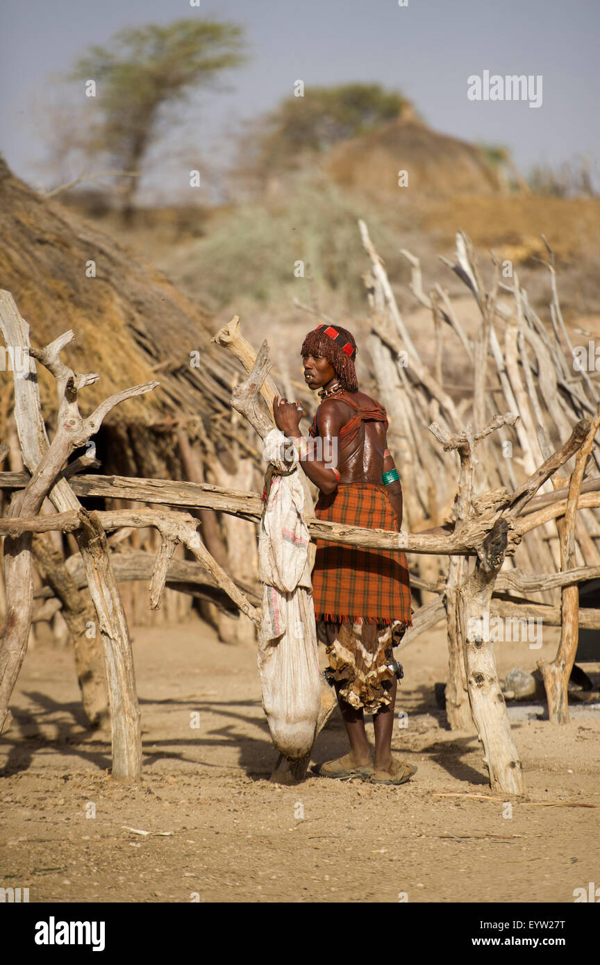 Hamer Frau, Turmi, South Omo Valley, Äthiopien Stockfoto