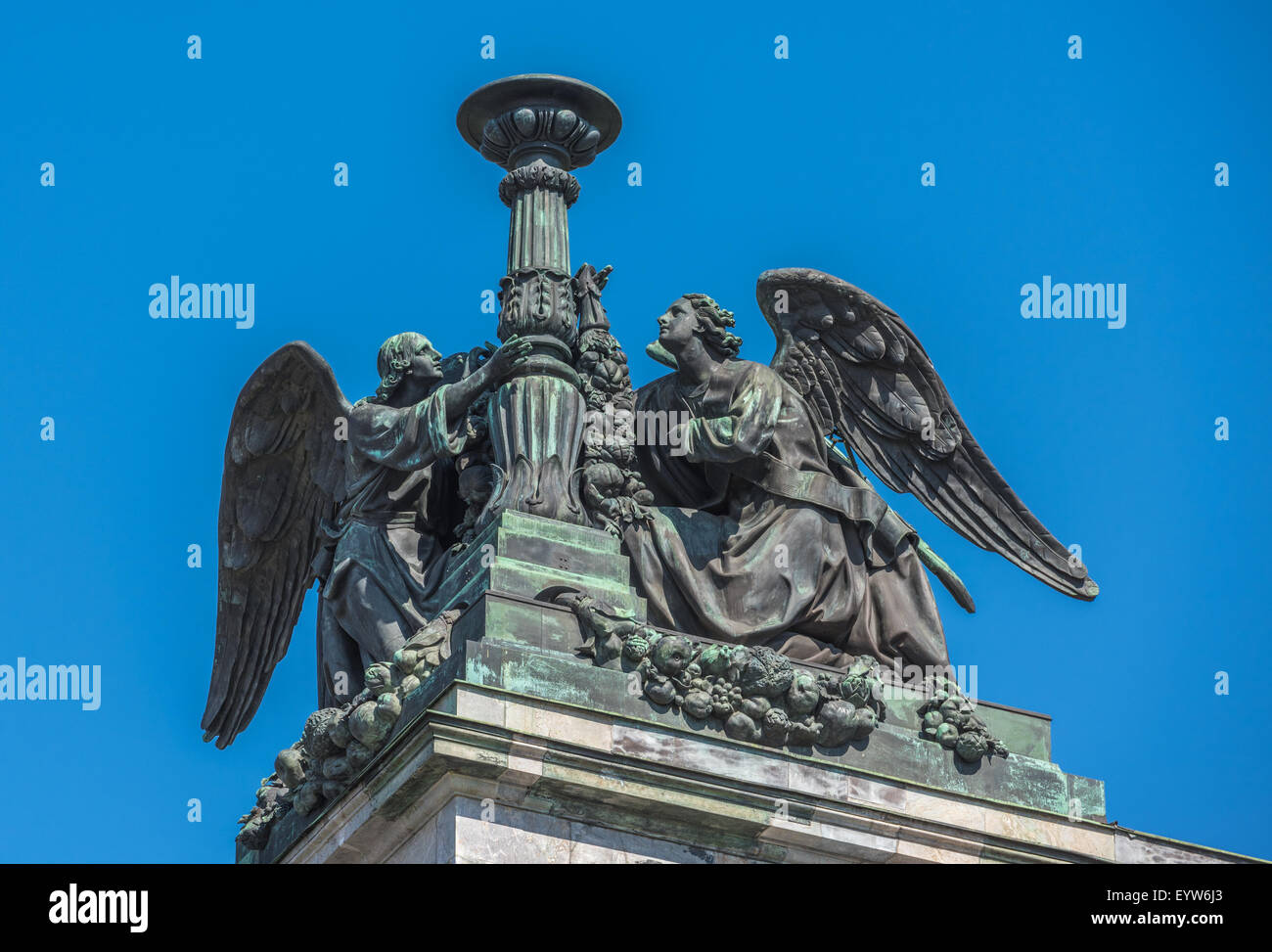 Engel der St. Isaaks Kathedrale, Sankt Petersburg, Russland Stockfoto