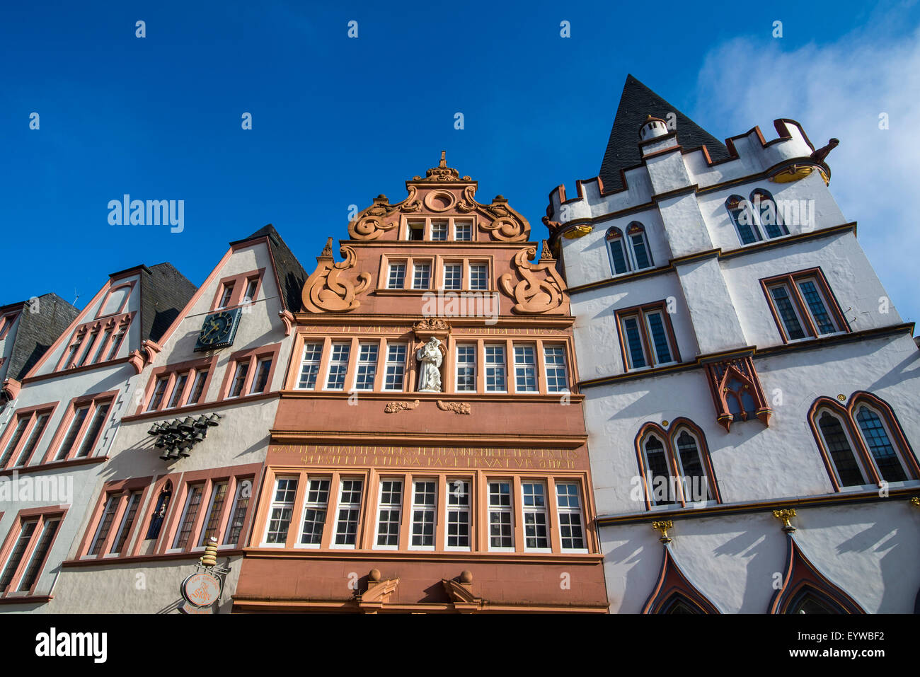 Alte Häuser am Hauptmarkt, historischen Zentrum des mittelalterlichen Unesco World Heritage Site, Trier, Rheinland-Pfalz, Deutschland Stockfoto