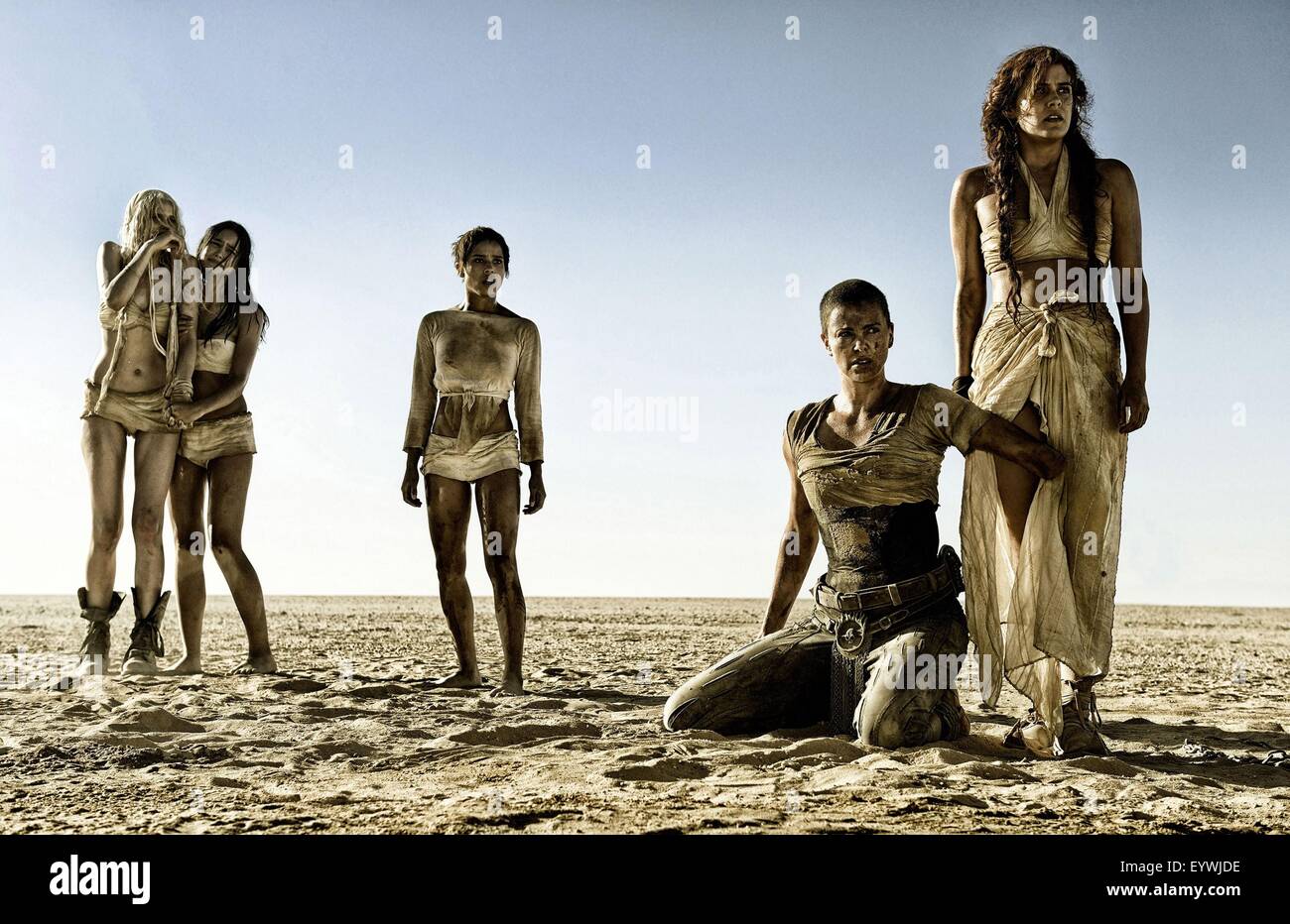 Mad Max: Fury Road; Jahr: 2015 USA / Australien; Regie: George Miller; Abbey Lee, Courtney Eaton, Zoe Kravitz, Charlize Theron, Riley Keough; Foto: Jasin Boland Stockfoto