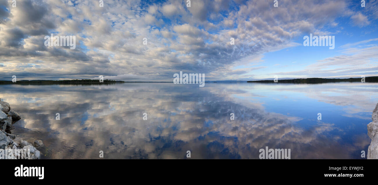 Blick auf den Lake Champlain in den frühen Morgenstunden Stockfoto