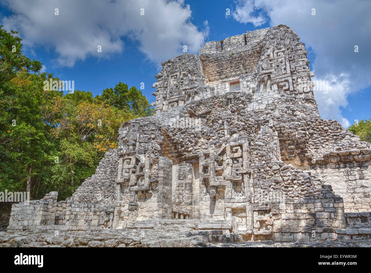 Struktur XX, Chicanna, Maya-Ausgrabungsstätte, Mischung aus Chenes und Rio Bec Stile, spätklassischen Periode, Campeche, Mexiko Stockfoto