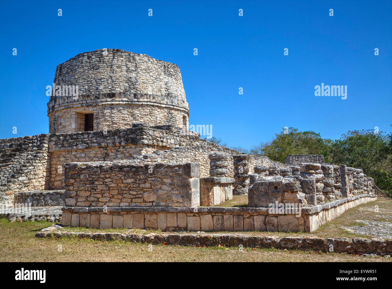 Templo Redondo (Runde Tempel), Mayapan, Maya-Ausgrabungsstätte, Yucatan, Mexiko, Nordamerika Stockfoto