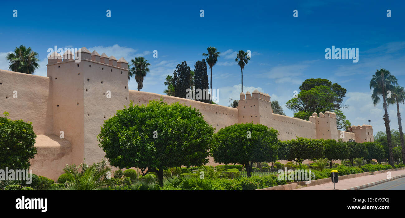 Palast der Stadtmauer von Marrakesch / Marokko Stockfoto