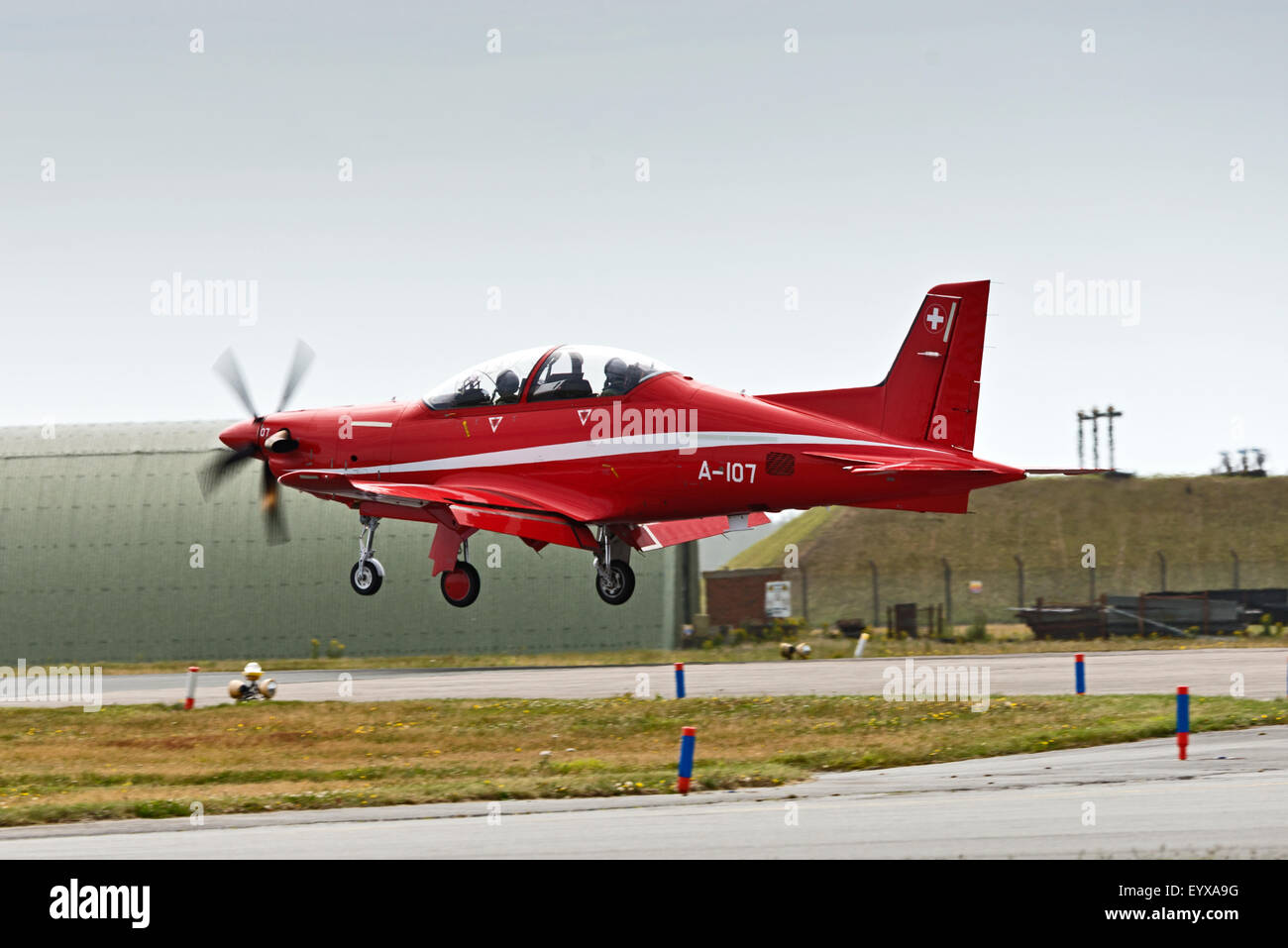 Pilatus PC-21 Turboprop-Schulflugzeug, Schweiz Luftwaffe A-107 Raf Valley Anglesey North Wales Uk Ankunft Stockfoto