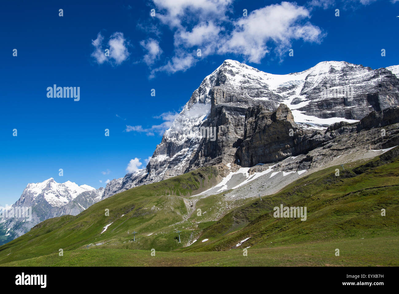 Der Eiger zeigt seine berüchtigte Nordwand, Schweiz. Stockfoto