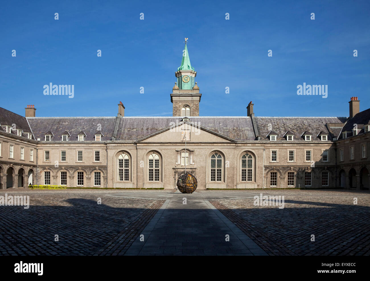 Das Royal Hospital Kilmainham, gebaut im Jahre 1684 von Sir William Robinson, jetzt das Museum der modernen Kunst (IMMA), Kilmainham, Stadt Dublin, Irland Stockfoto