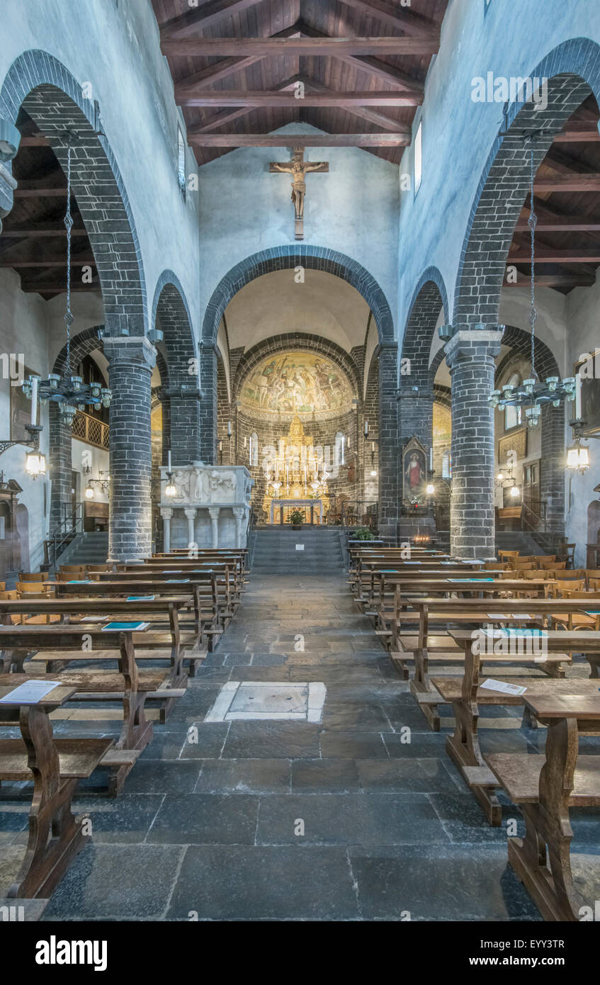Reich verzierte Kirchenarchitektur in Kirche von St. James, Bellagio, Como, Italien Stockfoto