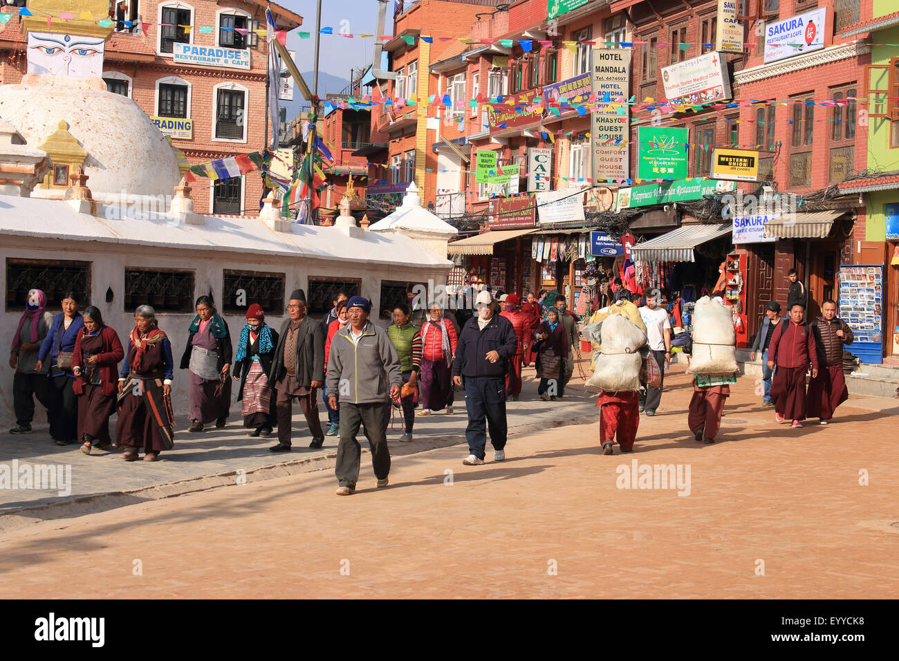 Innere Stadt von Bodnath, rund um den Stupa, Nepal, Kathmandu Stockfoto