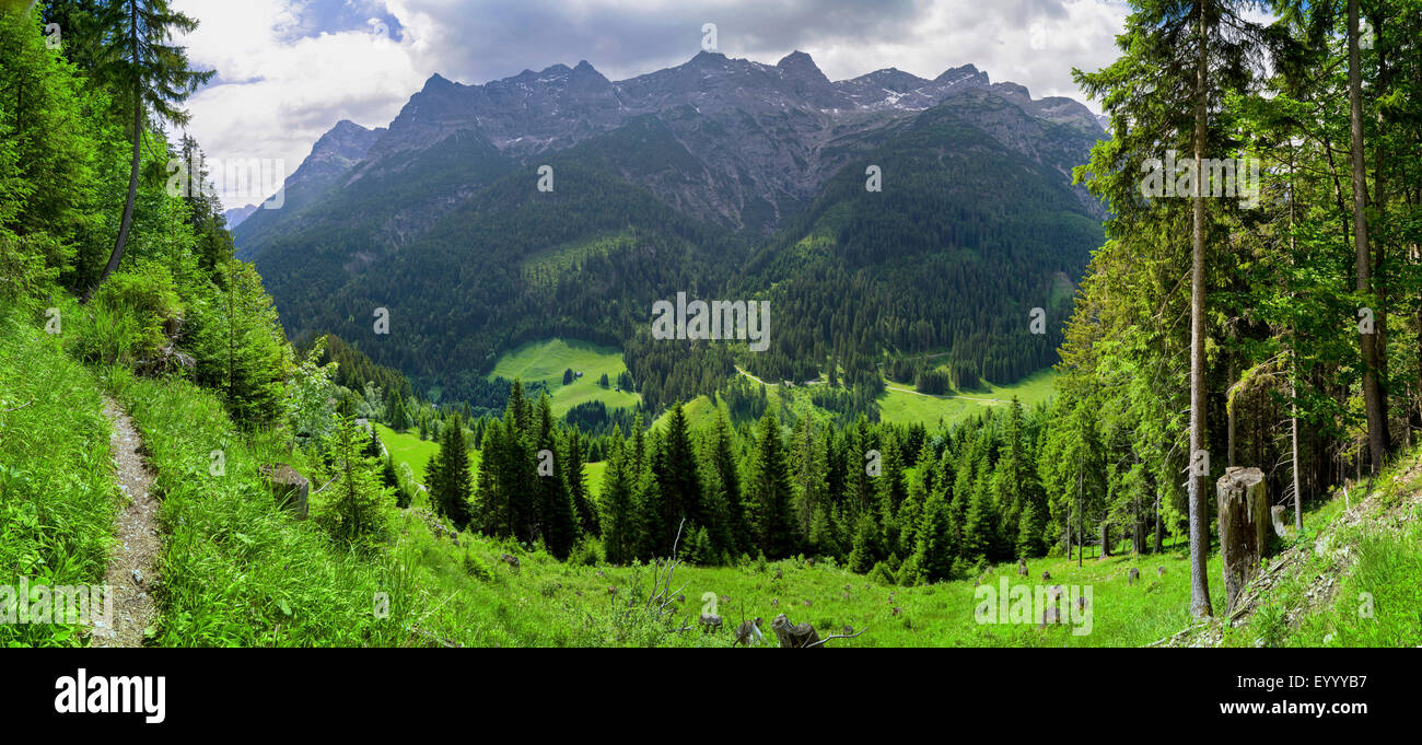Blick auf den Hornbach reicht, Österreich, Tirol, Lechtaler Alpen Stockfoto