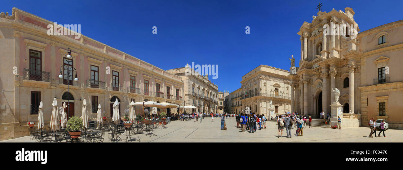 Palazzo Beneventano Del Bosco, Piazza Duomo und Kathedrale Santa Maria Delle Colonne, Italien, Sizilien, Syrakus Stockfoto