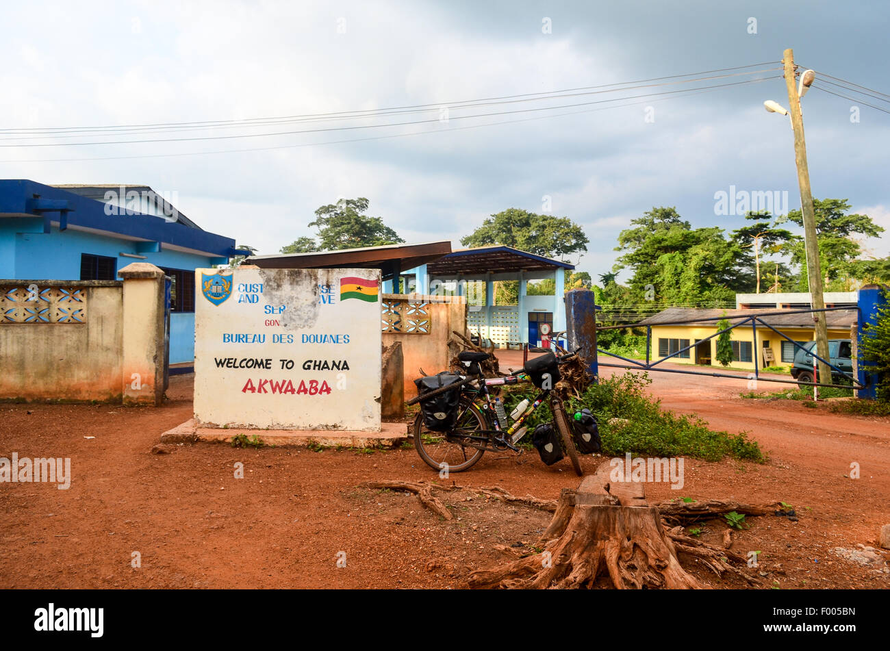 Willkommen Sie auf Ghana - Akwaaba - Grenze Zeichen in Dormaa, an der Grenze zur Côte d ' Ivoire Stockfoto