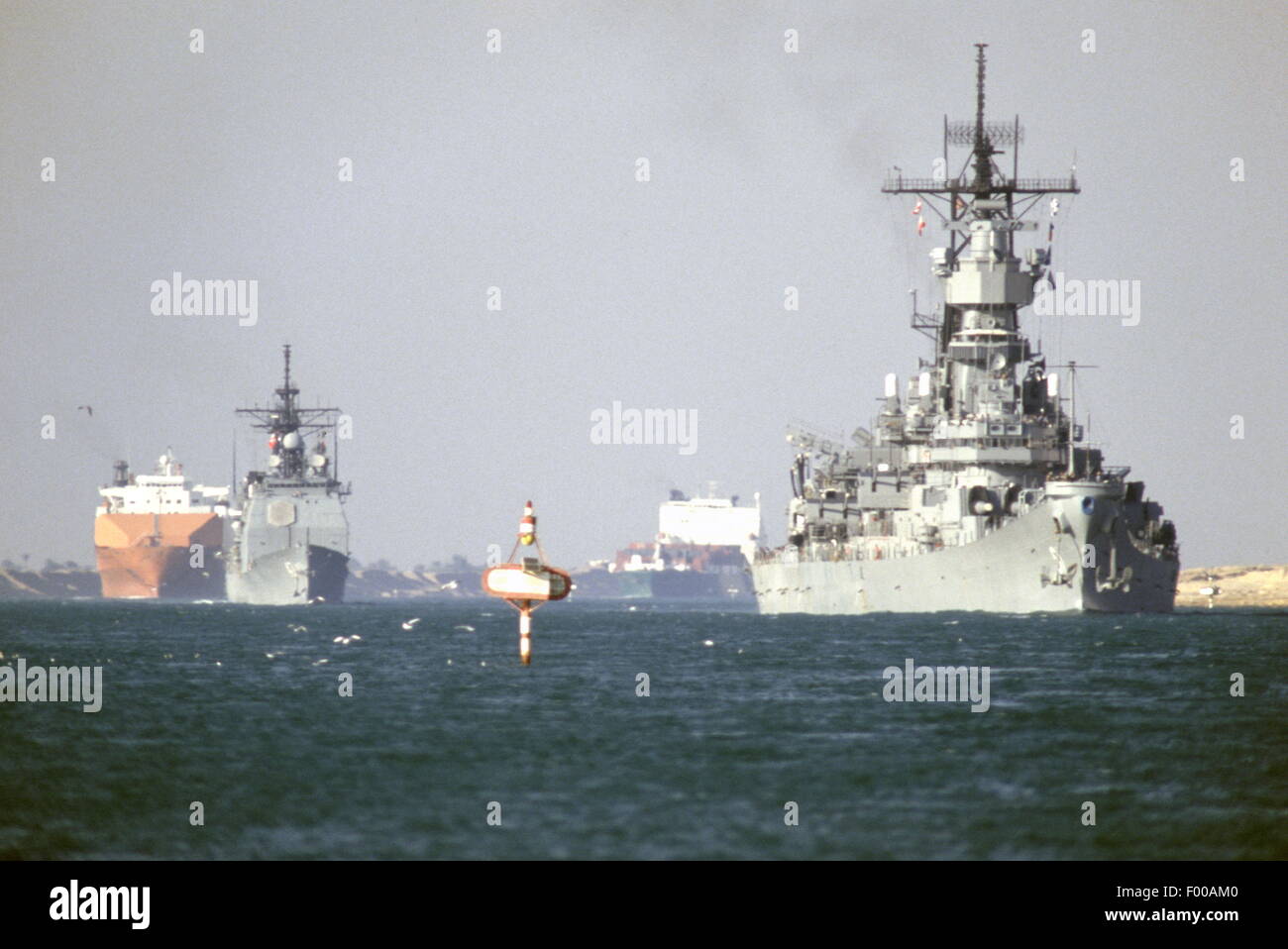 Suezkanal, Ägypten 1988die USMarine Schlachtschiff USS Iowa (BB61
