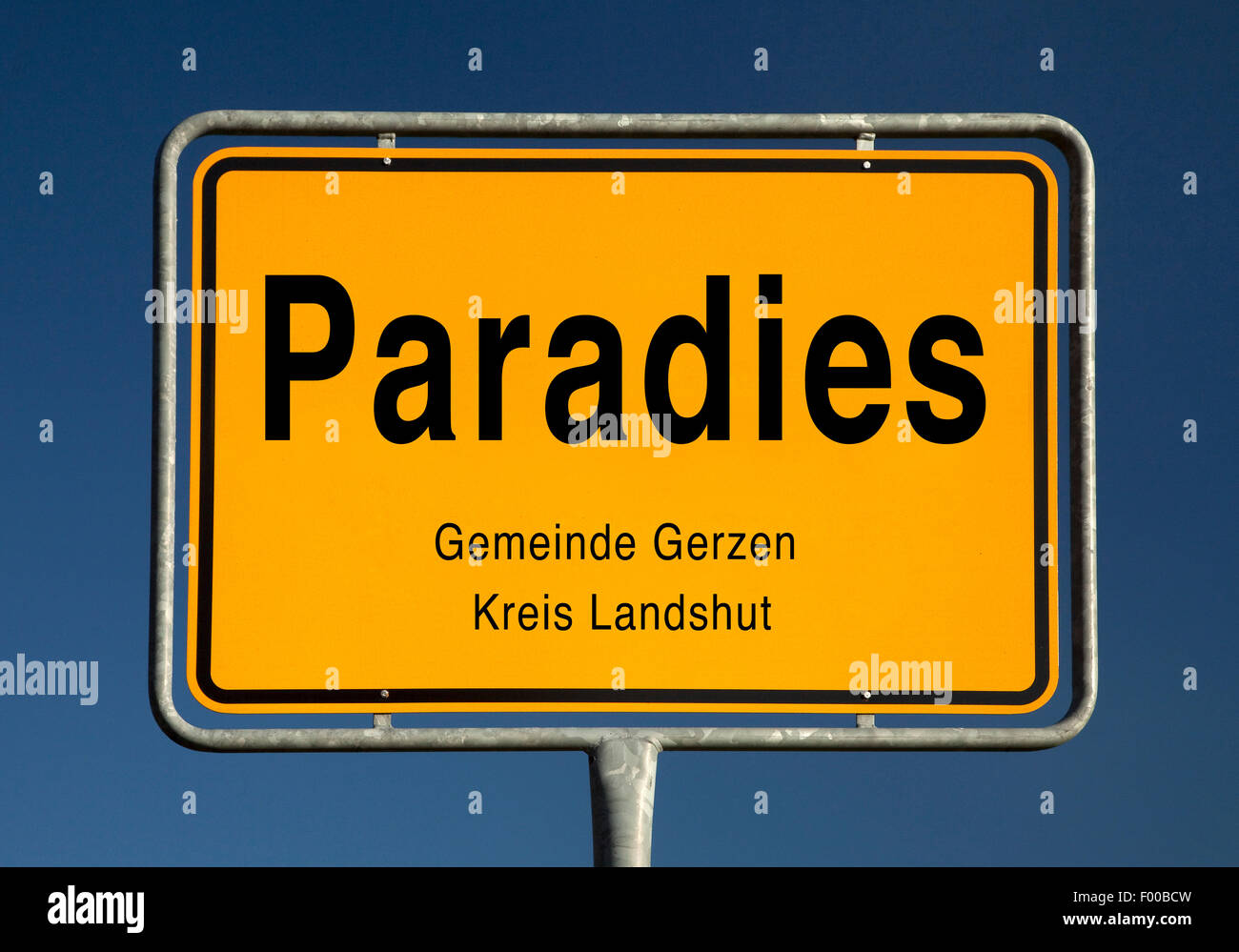 Paradies Ort Namensschild, Gerzen, Landkreis Landshut, Bayern, Deutschland Stockfoto