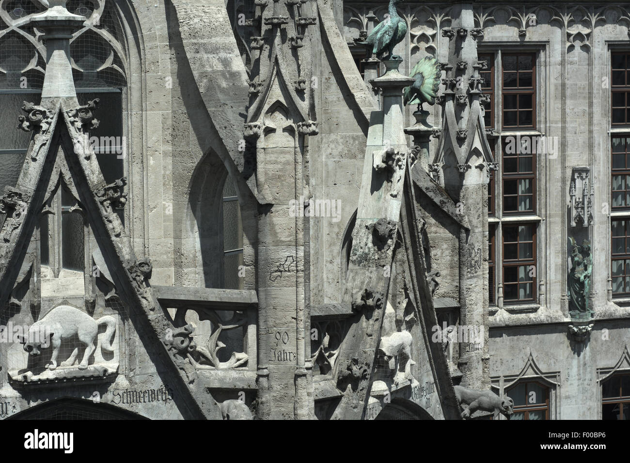 Münchner Rathaus mit Details der neugotischen Architektur Stockfoto