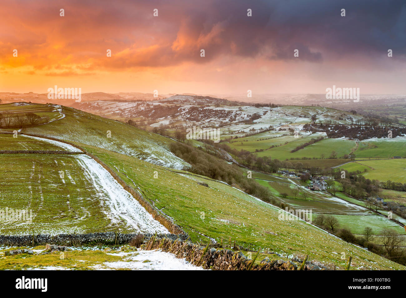 Blick vom hohen Wheeldon in Richtung Glanz Hill, Peak District National Park, Earl Sterndale, Derbyshire, England, Vereinigtes Königreich Stockfoto