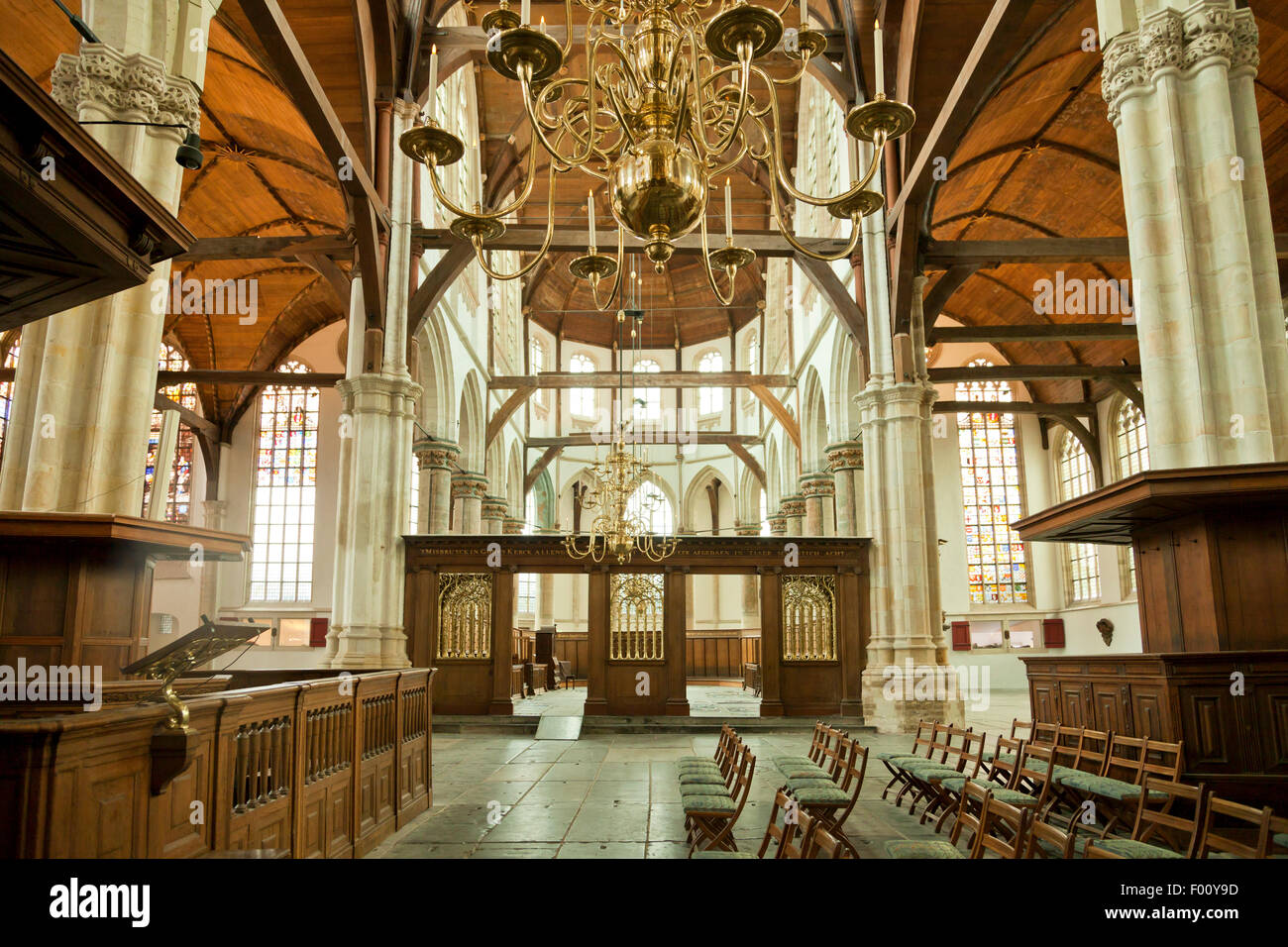 Innenansicht der Oude Kerk / alte Kirche in der niederländischen Hauptstadt Amsterdam, Nordholland, Niederlande Stockfoto