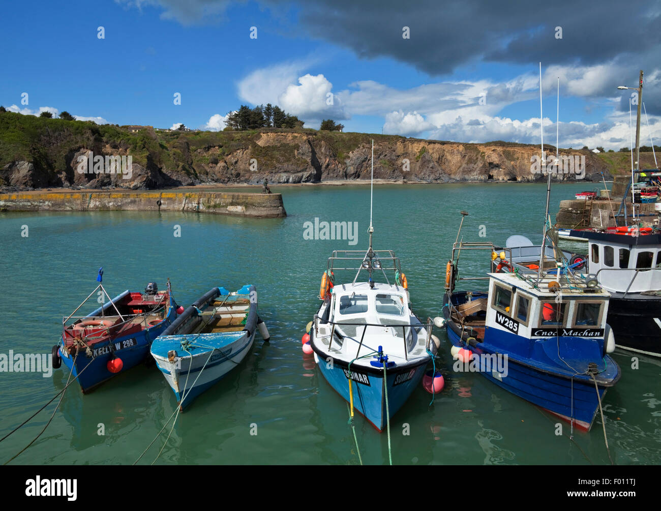 Boatstrand Hafen, der Kupfer-Küste, Grafschaft Waterford, Irland Stockfoto