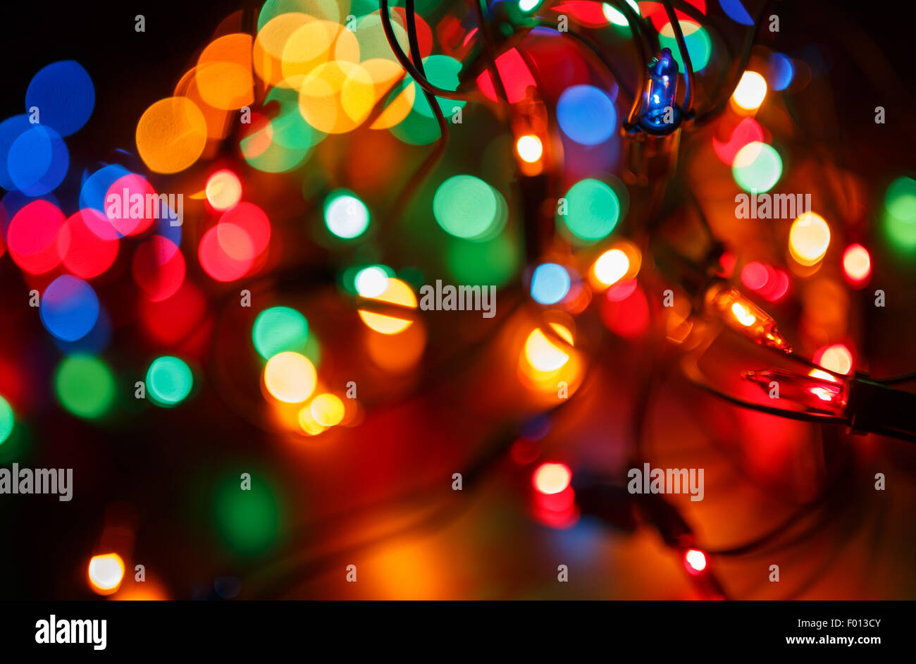 Glänzende Weihnachten Hintergrund mit bunten Lichtern Stockfoto