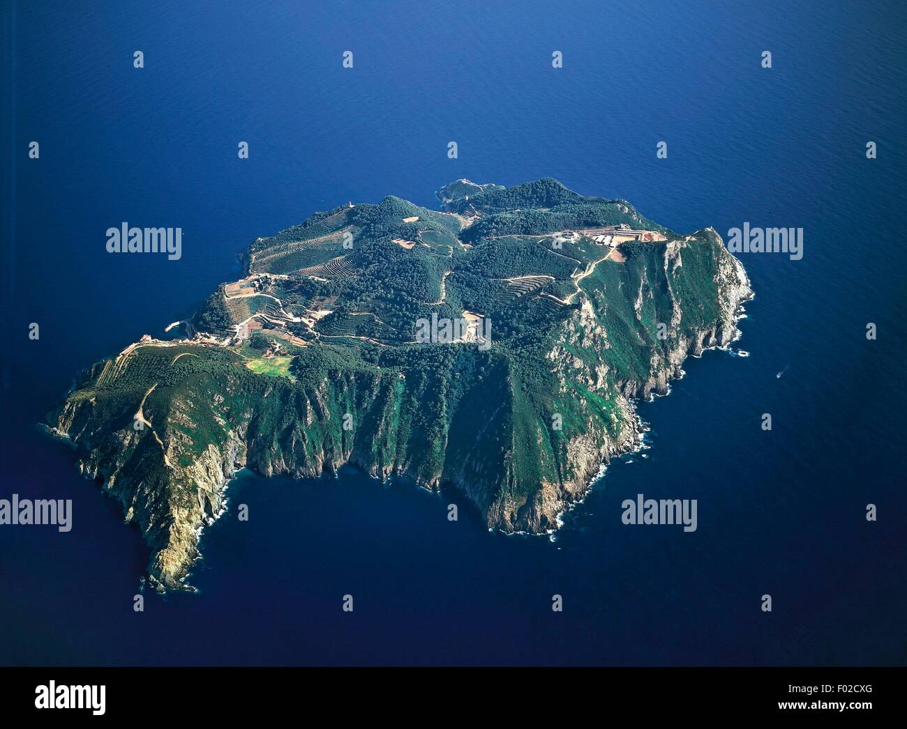 Luftaufnahme der Insel Gorgona - Nationalpark Toskanischen Archipels - Provinz von Livorno, Toskana Region, Italien Stockfoto