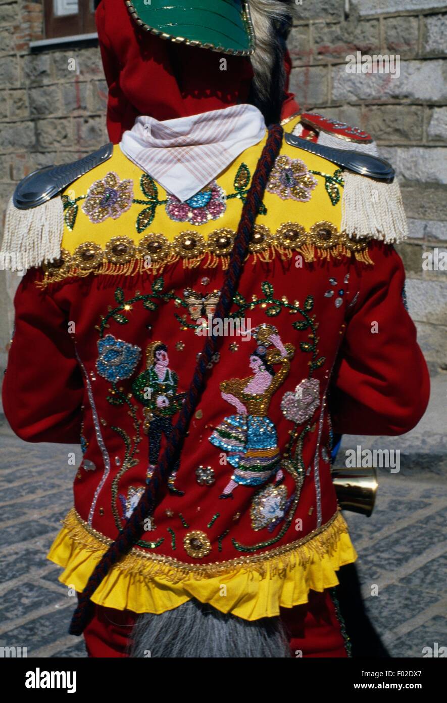 Traditionelle Kostüme getragen während des Festes der Juden gefeiert in der Karwoche in Sanfratello, Sizilien, Italien. Stockfoto