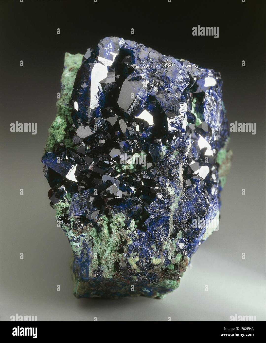 Mineralien: Azurit (Kupfer-Carbonat-Hydroxid) Stockfoto