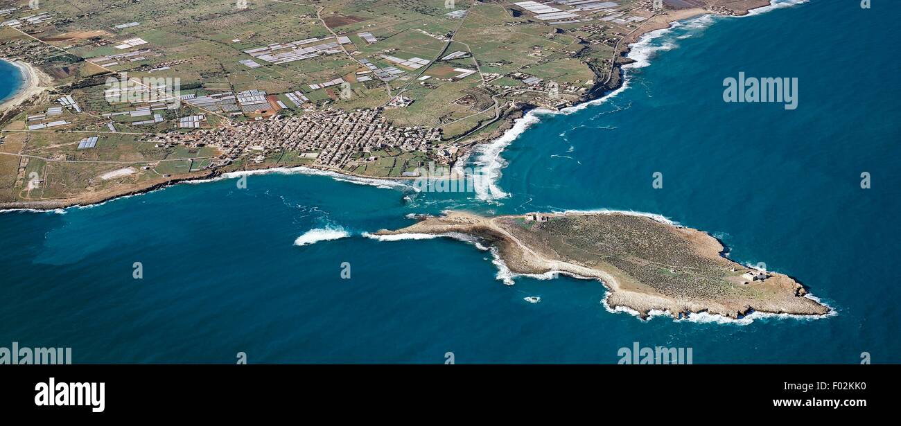 Luftbild von Portopalo di Capo Passero und Capo Passero Insel - Provinz von Syrakus, Sizilien Region. Stockfoto