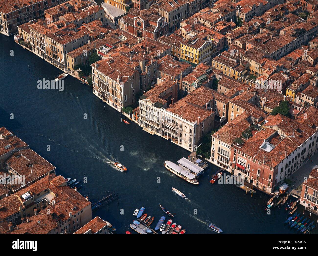Luftaufnahme des Canale Grande im Bereich Ca d ' Oro in Venedig - Venetien, Italien Stockfoto