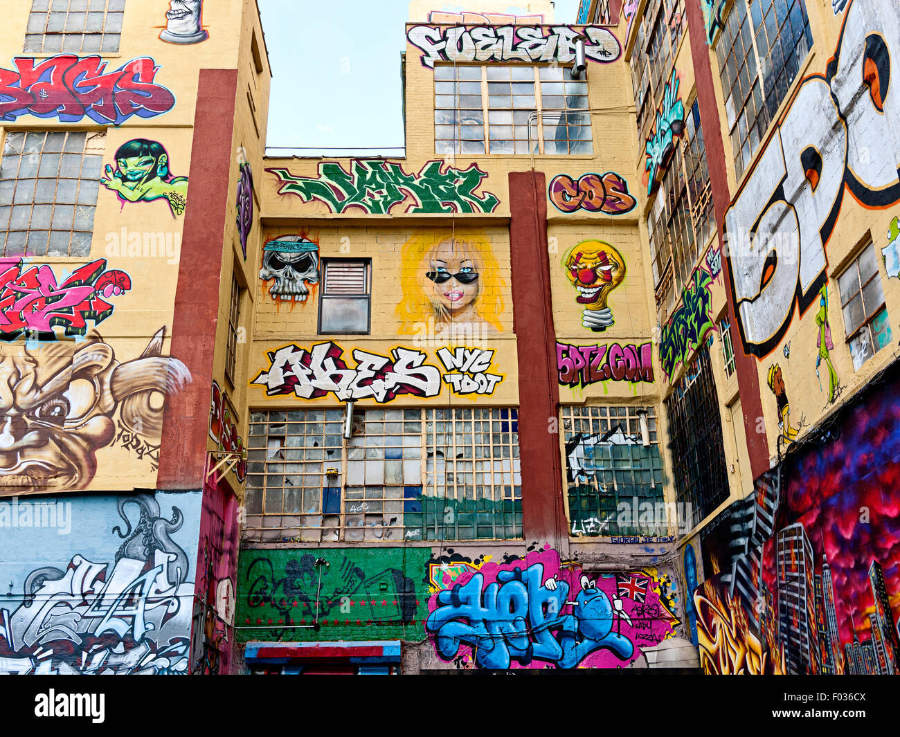 5 Pointz, Long Island City, Queens, New York, bekannt als das Graffiti-Museum. Stockfoto
