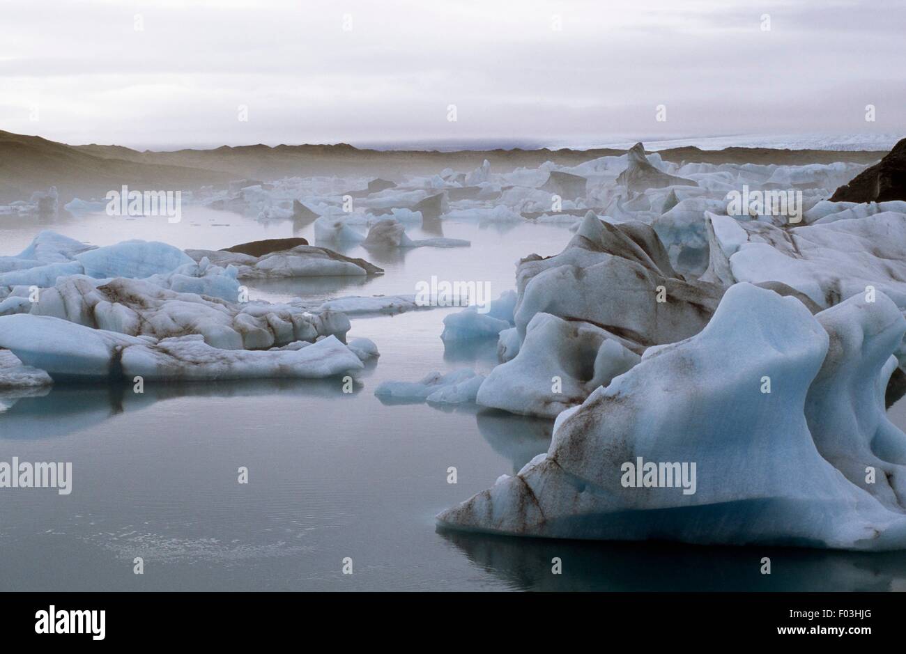 Eisberg-Lagune gebildet vom Breidamerkurjokull Gletscher, Jökulsárlón, Austur-Skaftafellssysla, Island. Stockfoto