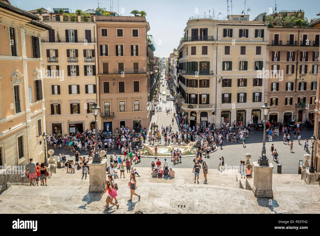 Piazza di Spagna, geschossen von oben nach unten in Richtung der Piazza di Spagna. Rom. Italien Stockfoto