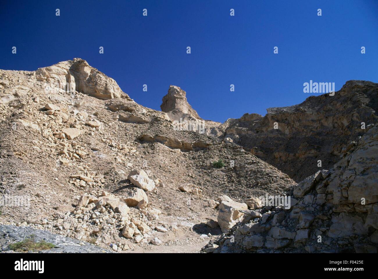 Felsformationen, Jebel Hafeet, in der Nähe von Al Ain, Abu Dhabi, Vereinigte Arabische Emirate. Stockfoto