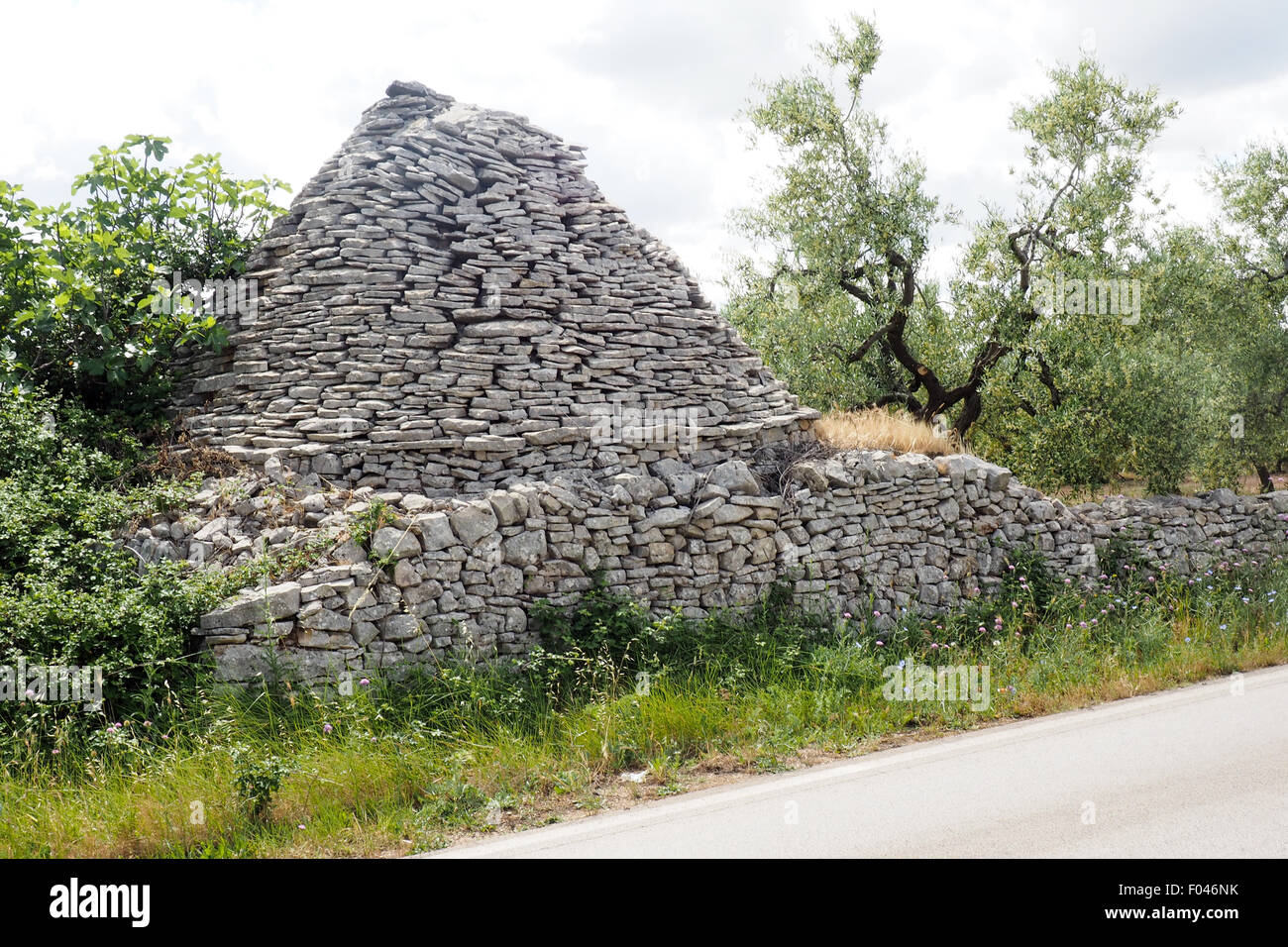 Trullo, Hütte einen trockenen Stein in Apulien Italien Stockfoto