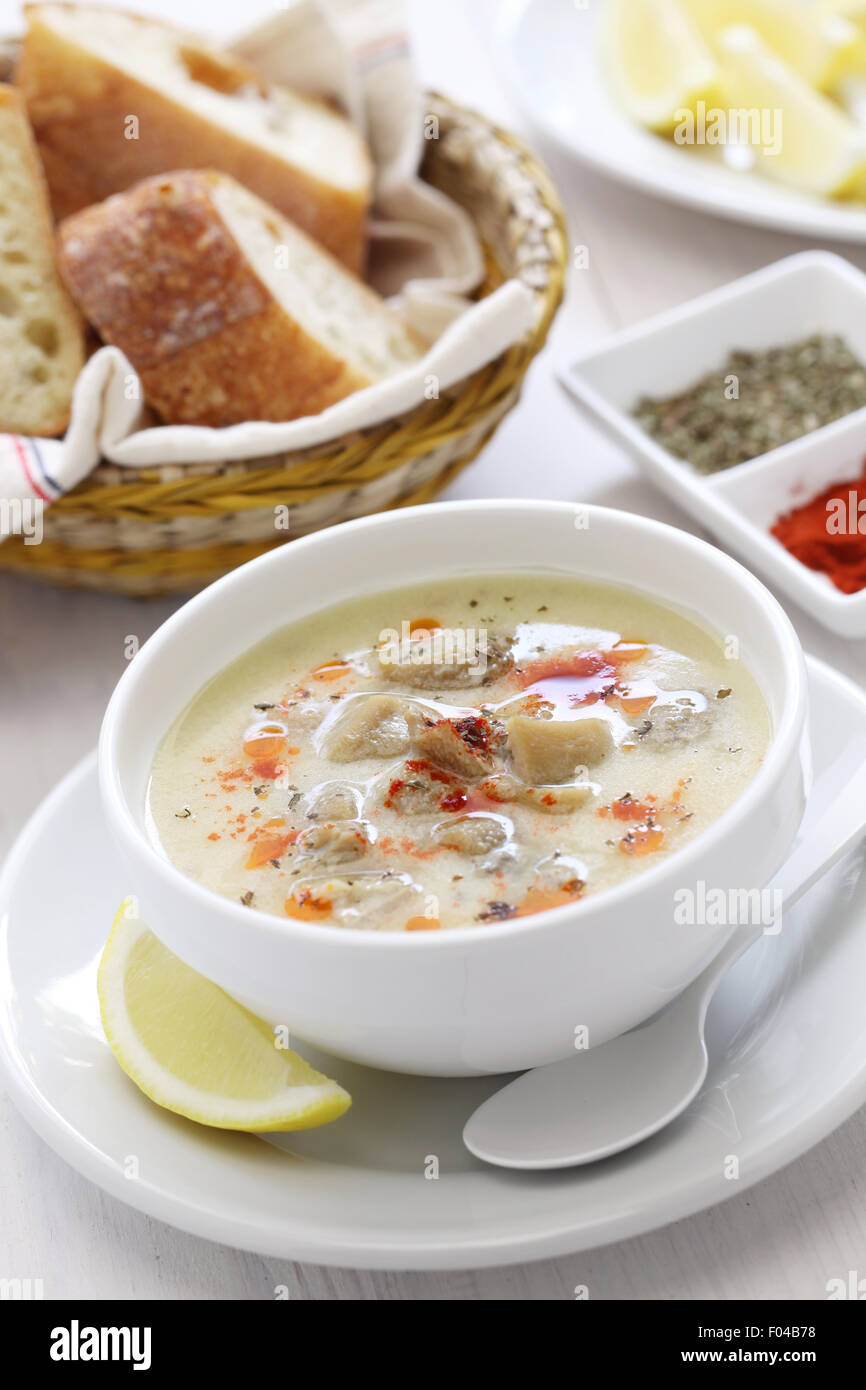 Kuttelsuppe Iskembe Corbasi, türkische traditionelle Kater Stockfoto