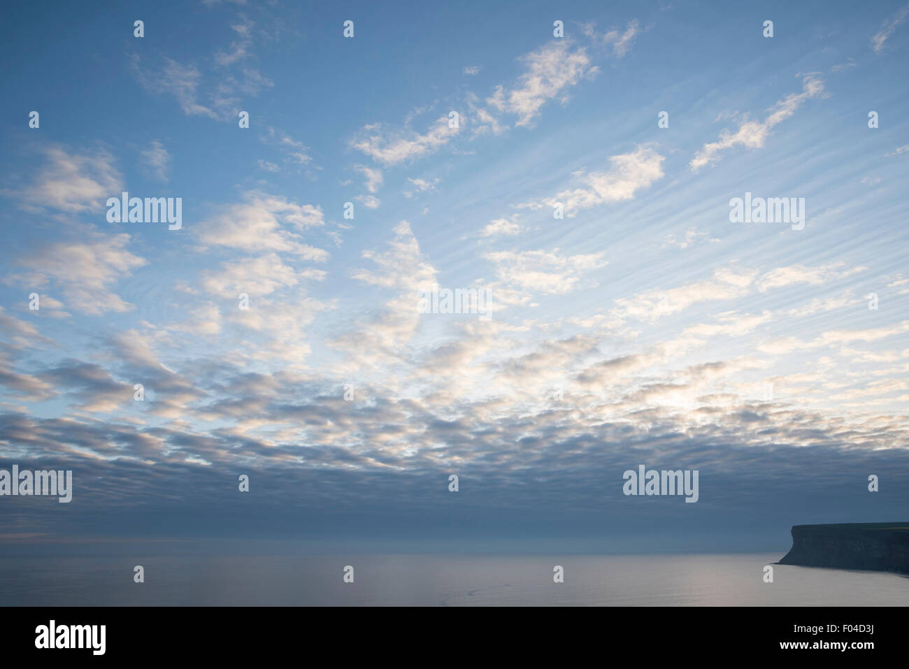 Sonnenlicht über Jagd Klippe von Saltburn, North Yorkshire. Stockfoto