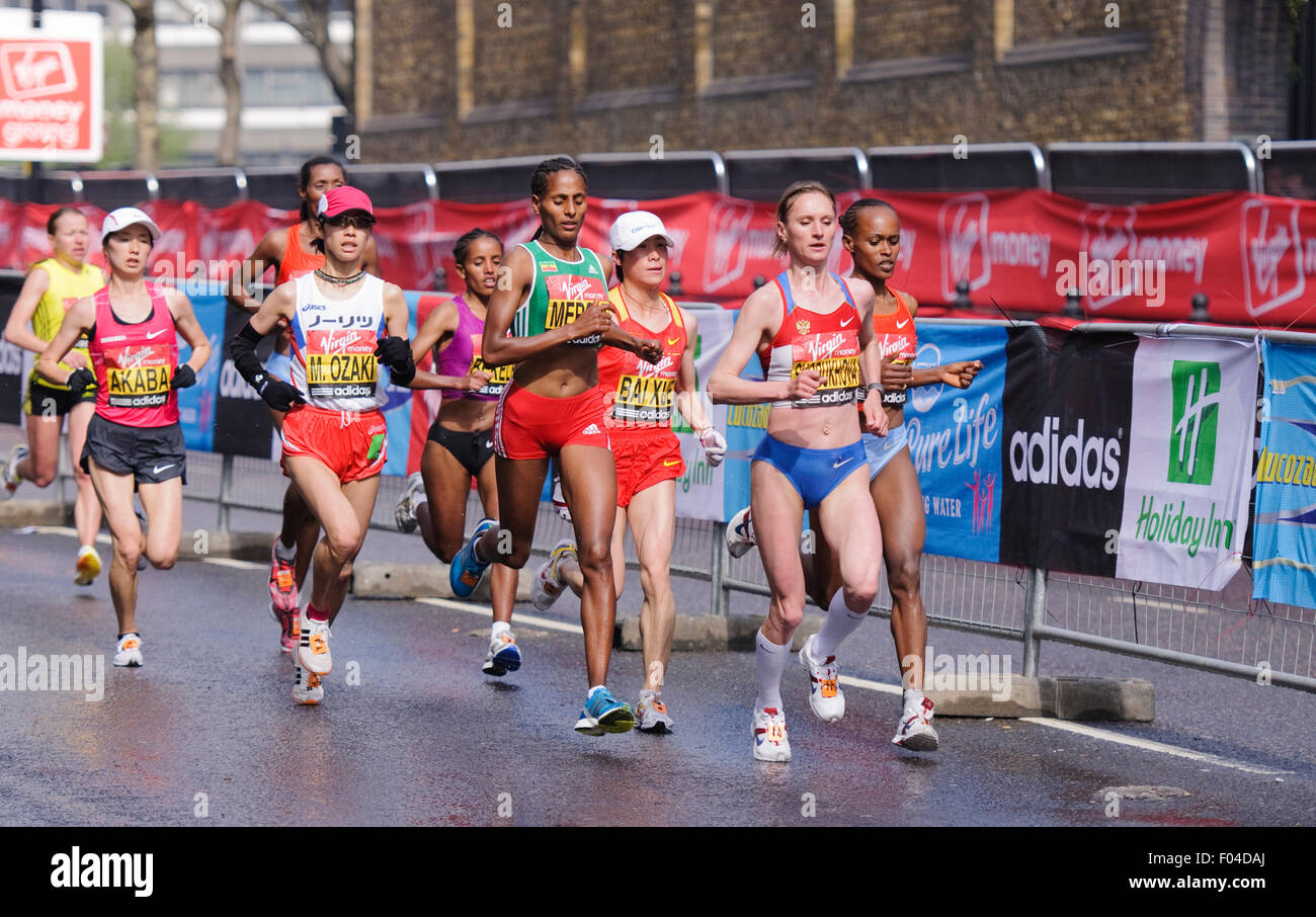 Virgin London Marathon 10 Stockfotos Und Bilder Kaufen Alamy