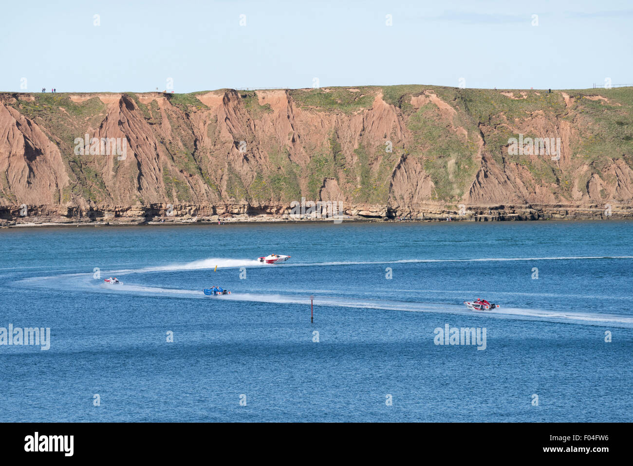 P1 Superstock Powerboat Racing besuchen Filey Bay, North Yorkshire. Stockfoto