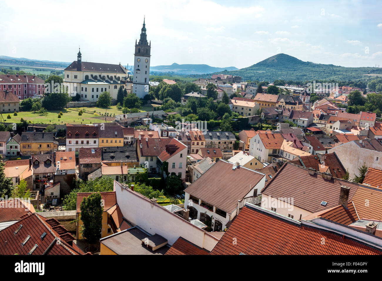 Kathedrale von St. Stephan mit Glockenturm. Litomerice, Nord-Böhmen, Tschechische Republik Stockfoto