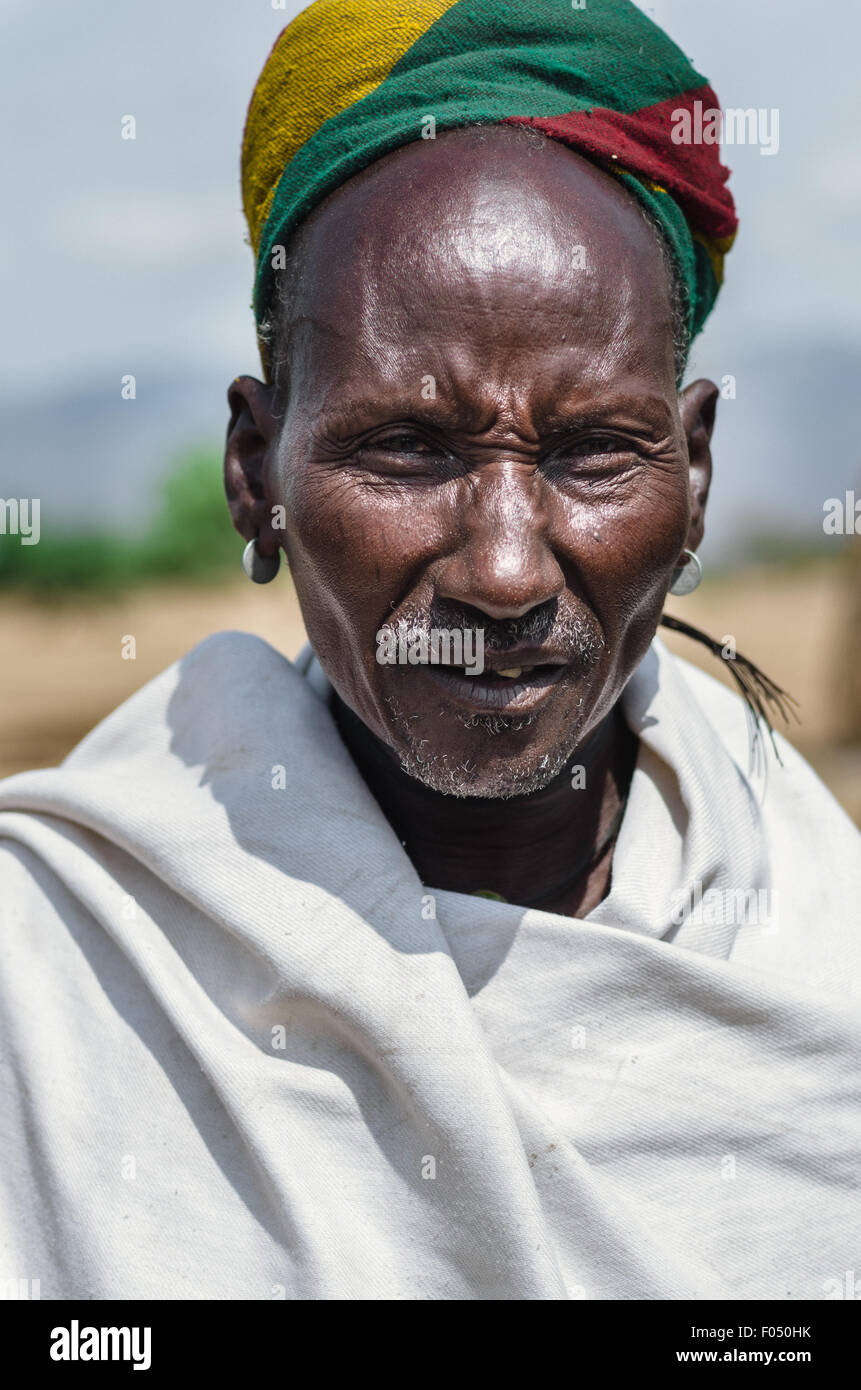 ARBORE, Äthiopien, 13. AUGUST: 2014: Unbekannter Greis aus Arbore Stamm auf 13. august, 2014. Arbore Stamm Menschen sind endange Stockfoto