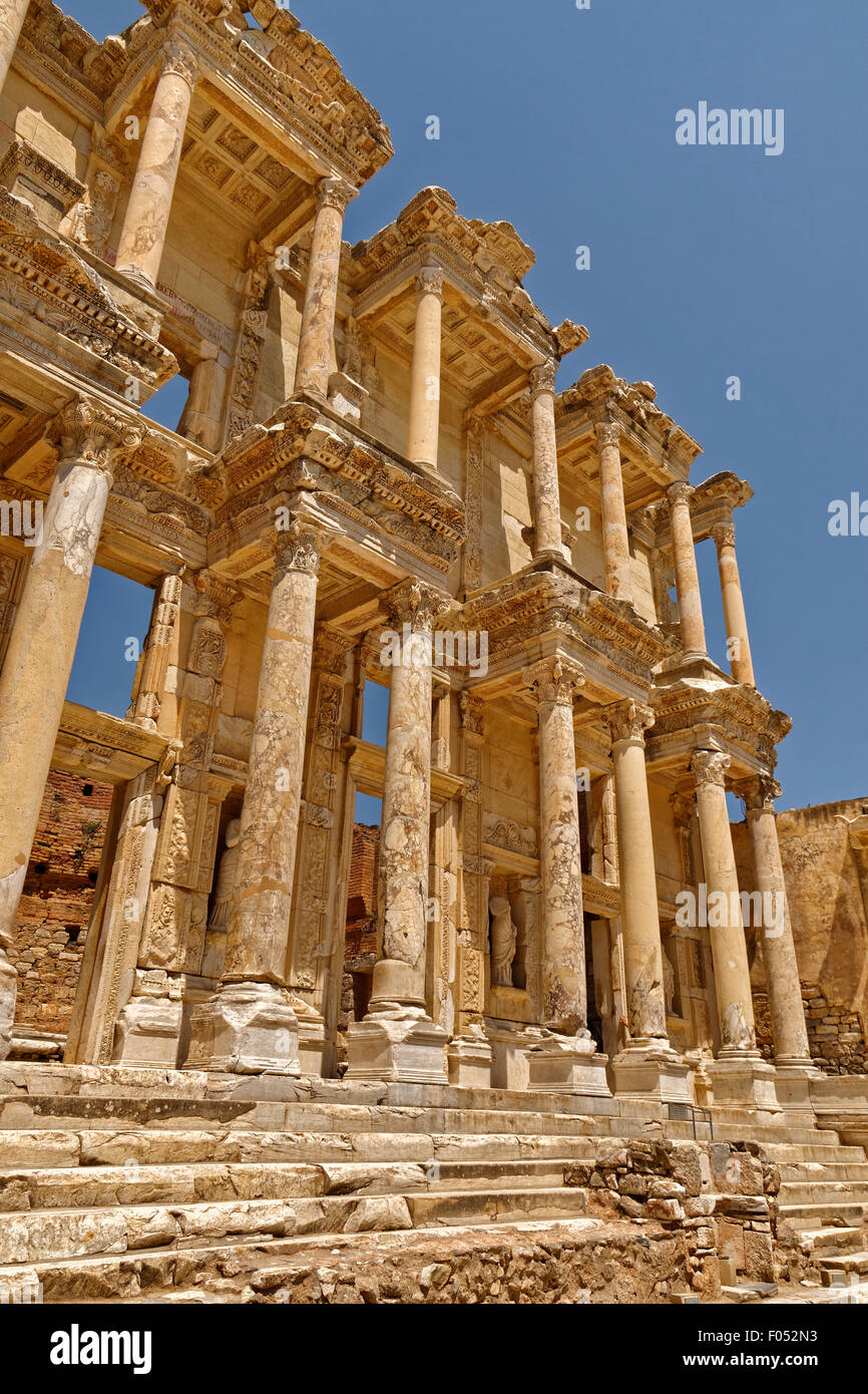 Die Bibliothek des Celsus in der antiken griechischen/römischen Reiches Ephesus in der Nähe von Selcuk, Kusadasi, Türkei. Stockfoto