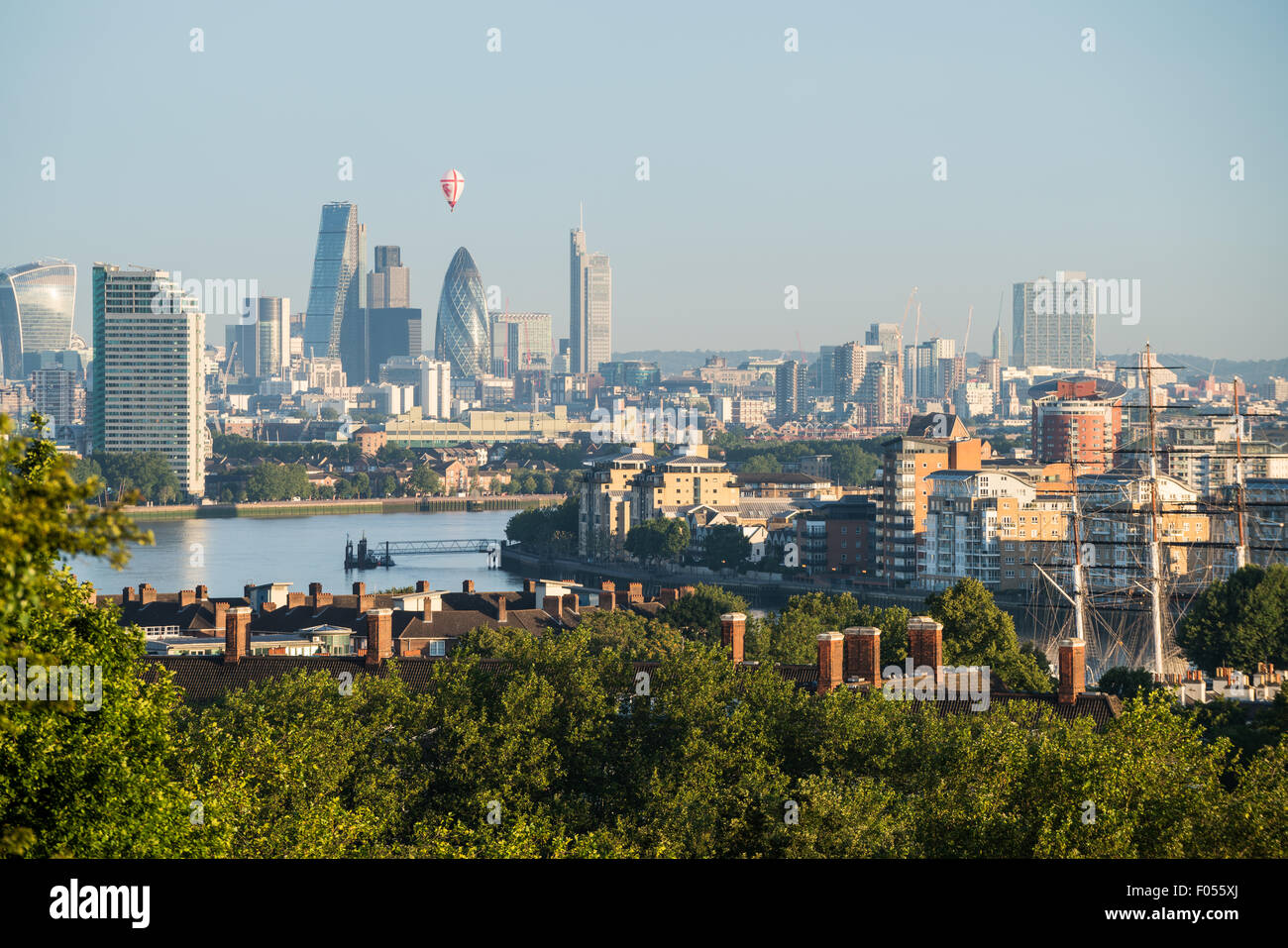 Blick über London von Greenwich mit einem Ballon vorbei Stockfoto