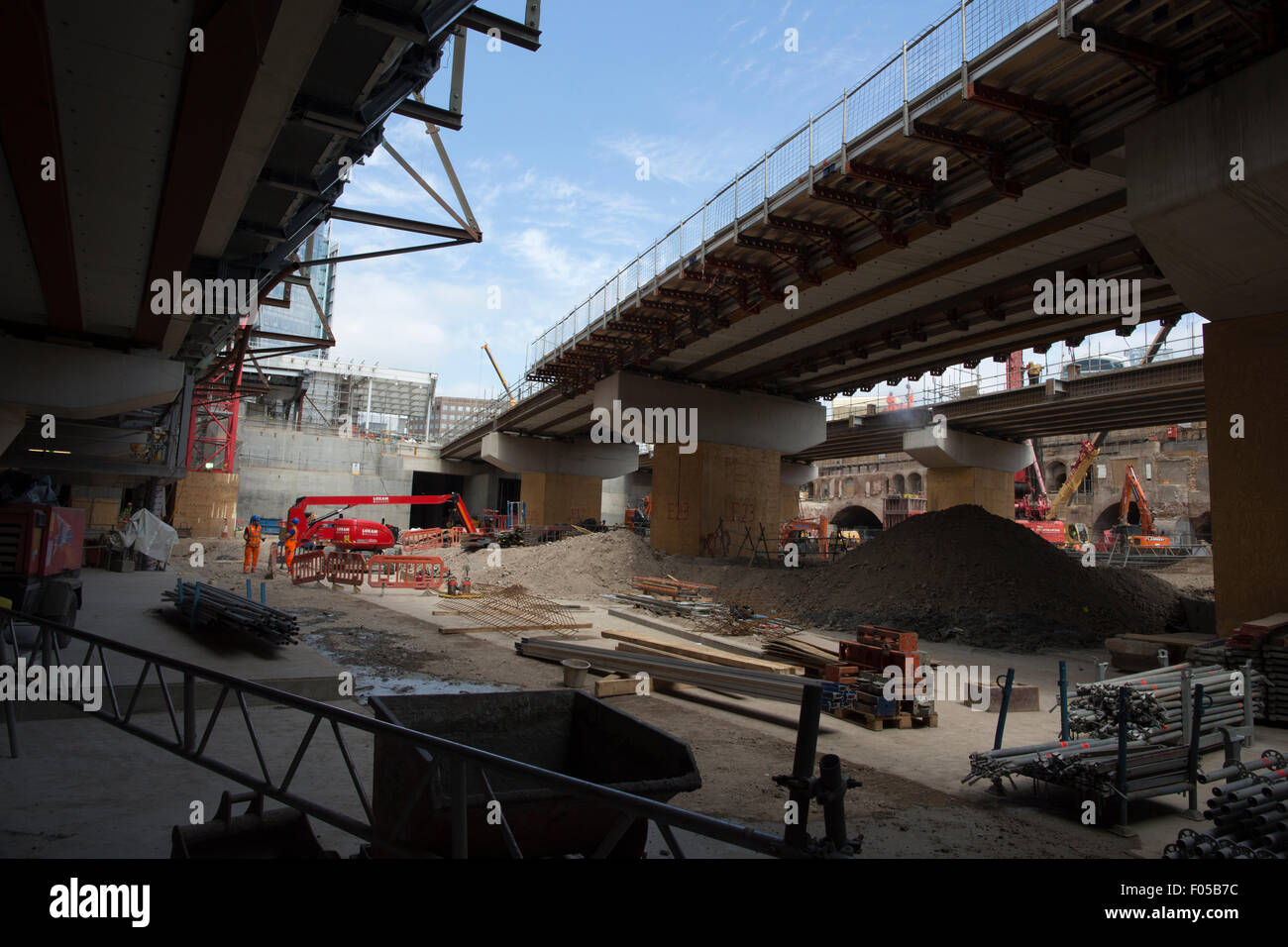 Thameslink und Network Rail Wiederaufbau der London Bridge Thameslink geben es ist eigene dedizierte Plattformen, London Bridge, London UK Stockfoto